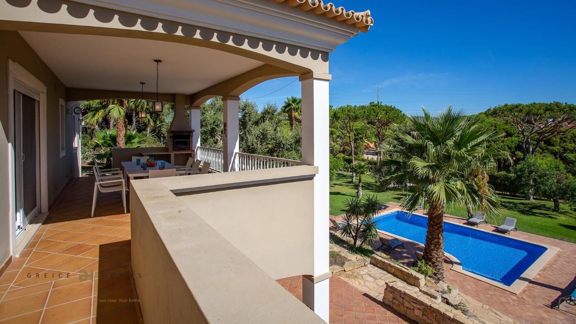 Luxuosa Moradia V5 Em Quarteira - Greice Homes Exteriör bild