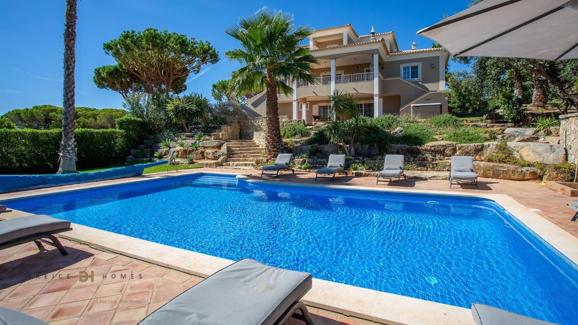 Luxuosa Moradia V5 Em Quarteira - Greice Homes Exteriör bild